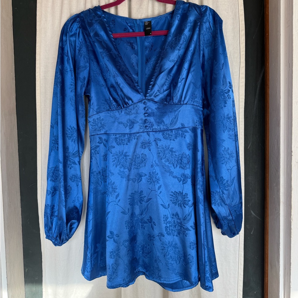 Blue floral mini dress with long sleeves